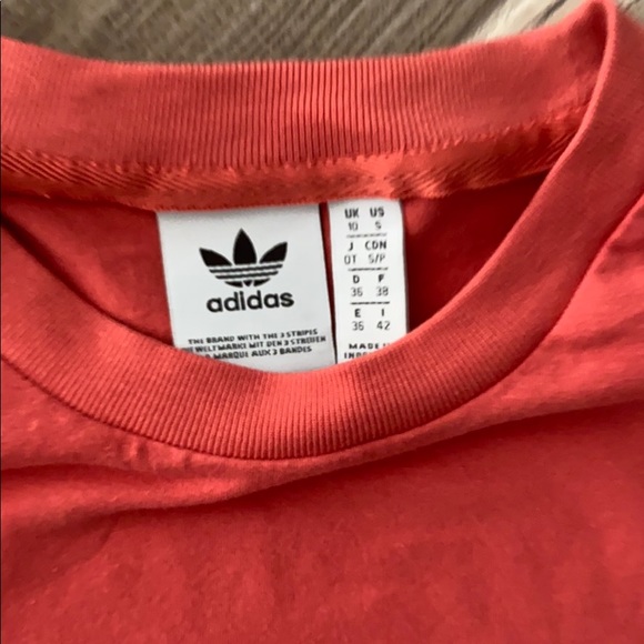 Ladies’ Adidas Tee Salmon Sz S - Picture 2 of 2